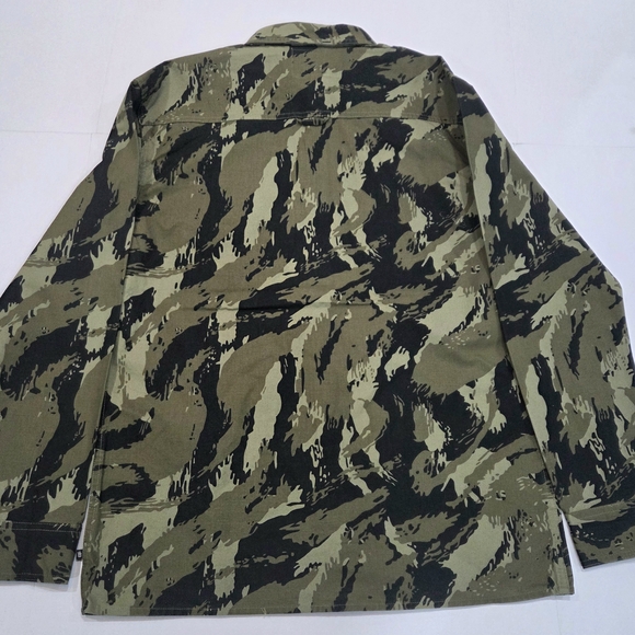 Camouflage Men's Jacket - Picture 2 of 5